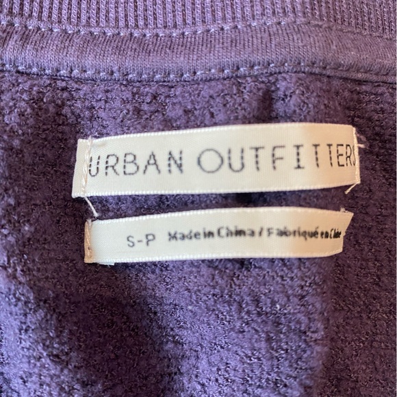 Purple crop cardigan - Picture 2 of 3